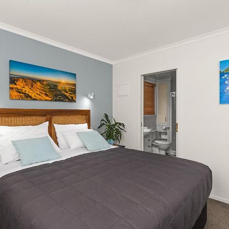 The Village Apartment, Just Steps To The Village Shops, Bars And Restaurants Havelock North Eksteriør bilde