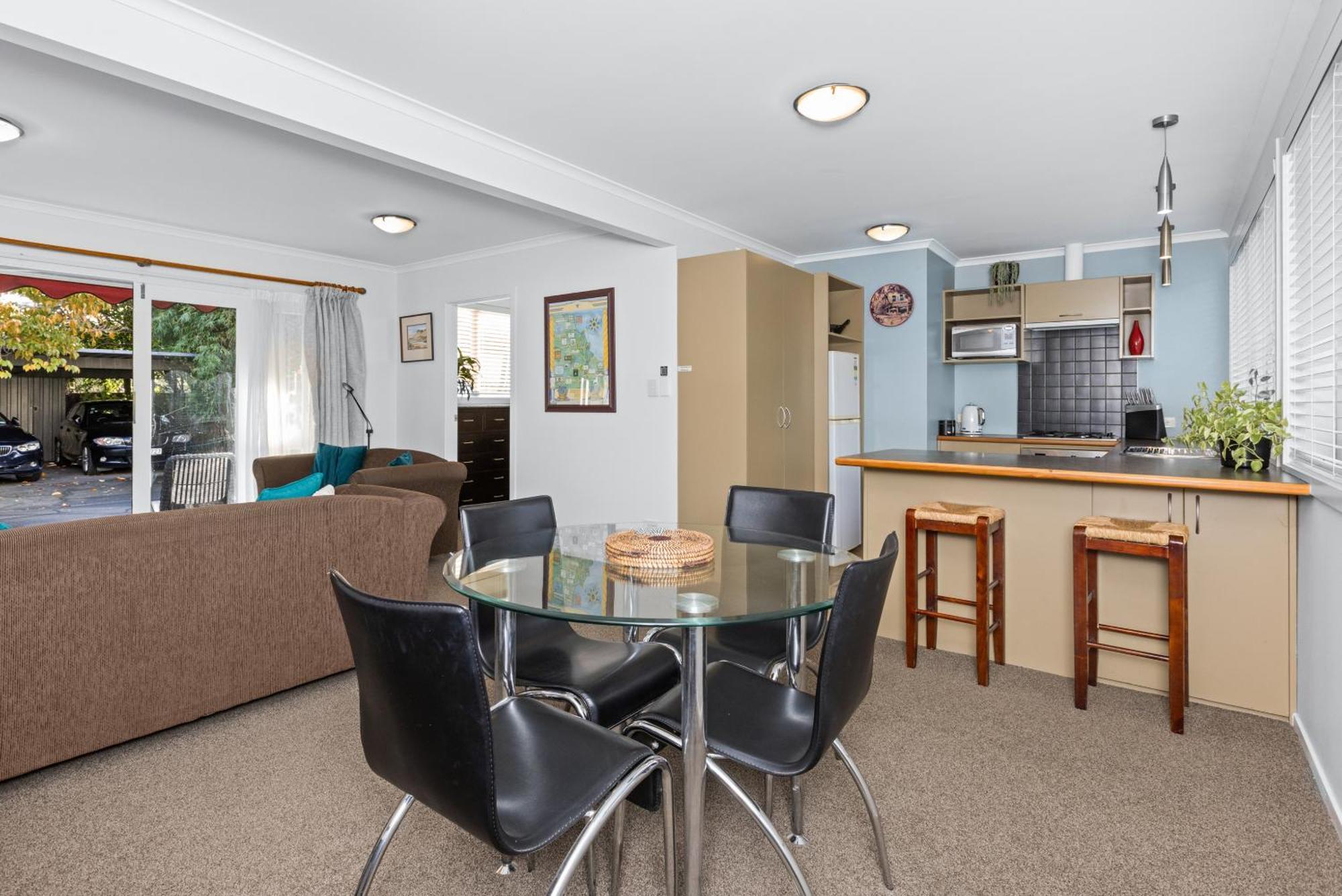 The Village Apartment, Just Steps To The Village Shops, Bars And Restaurants Havelock North Eksteriør bilde